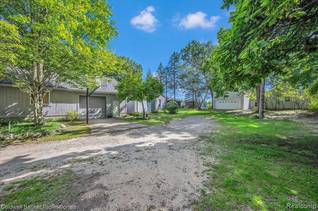 1325 Elkhorn Lake Road Property Photo 7