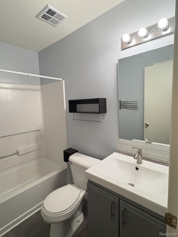 23322 Poplar Drive Property Photo 5