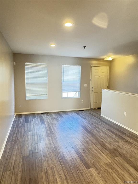 23322 Poplar Drive Property Photo 10