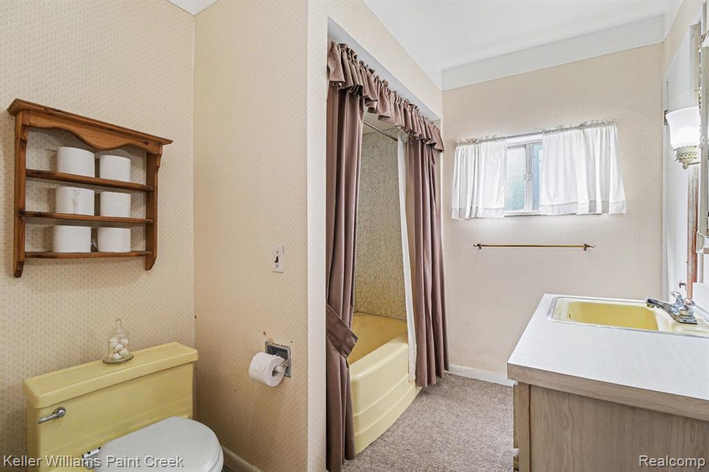1812 Luneta Court Property Photo 9