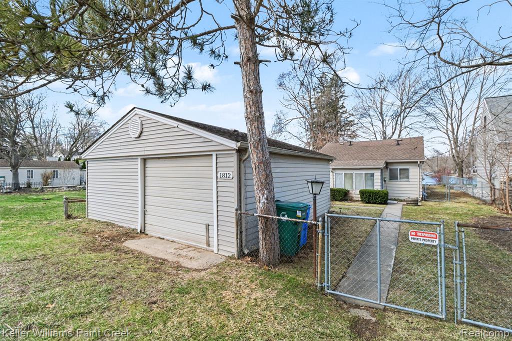 1812 Luneta Court Property Photo 16