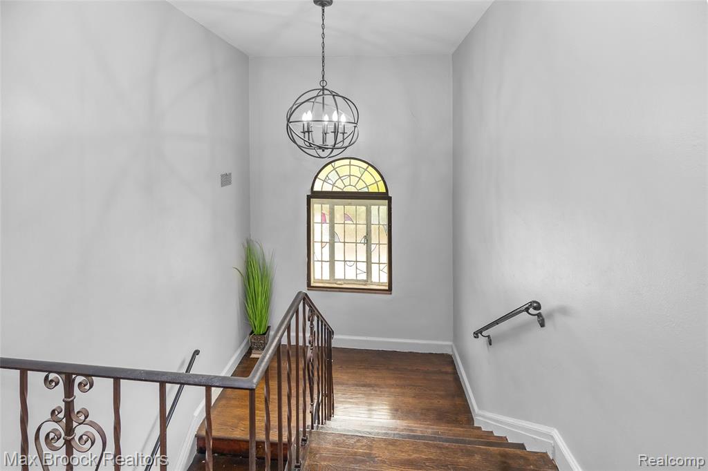 20096 Shrewsbury Road Property Photo 33