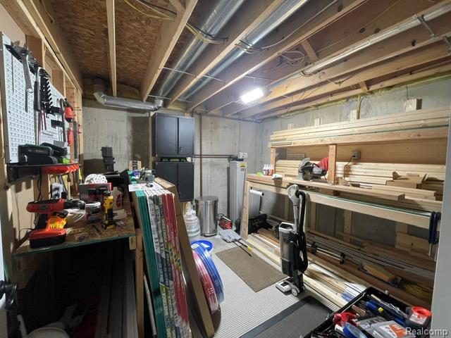 5827 Woodfield Parkway Property Photo 74
