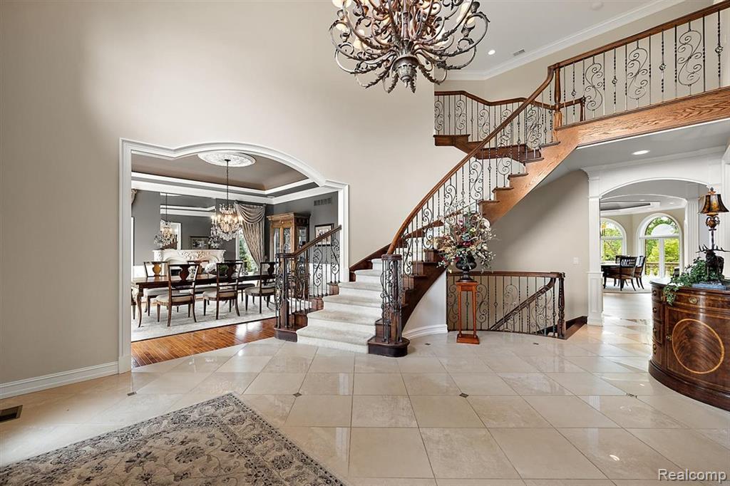 4650 Gatehouse Court Property Photo 18