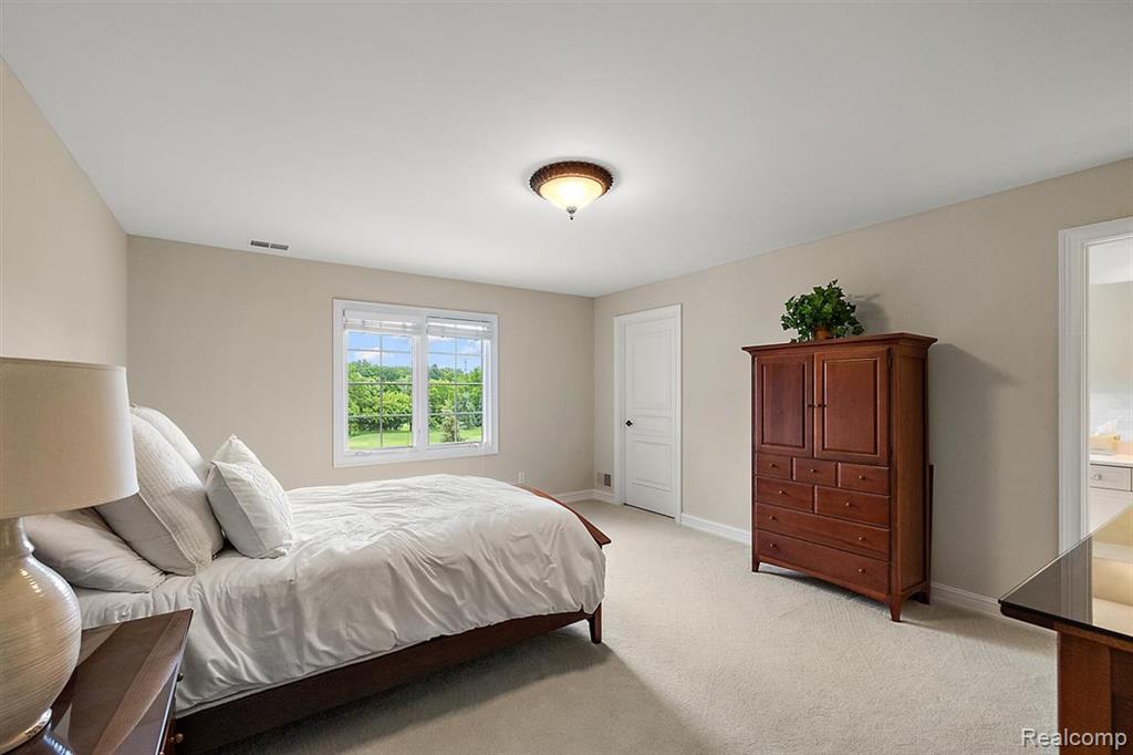 4650 Gatehouse Court Property Photo 44