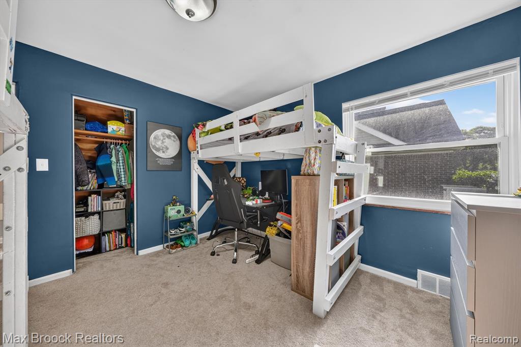 1124 E Windemere Avenue Property Photo 11