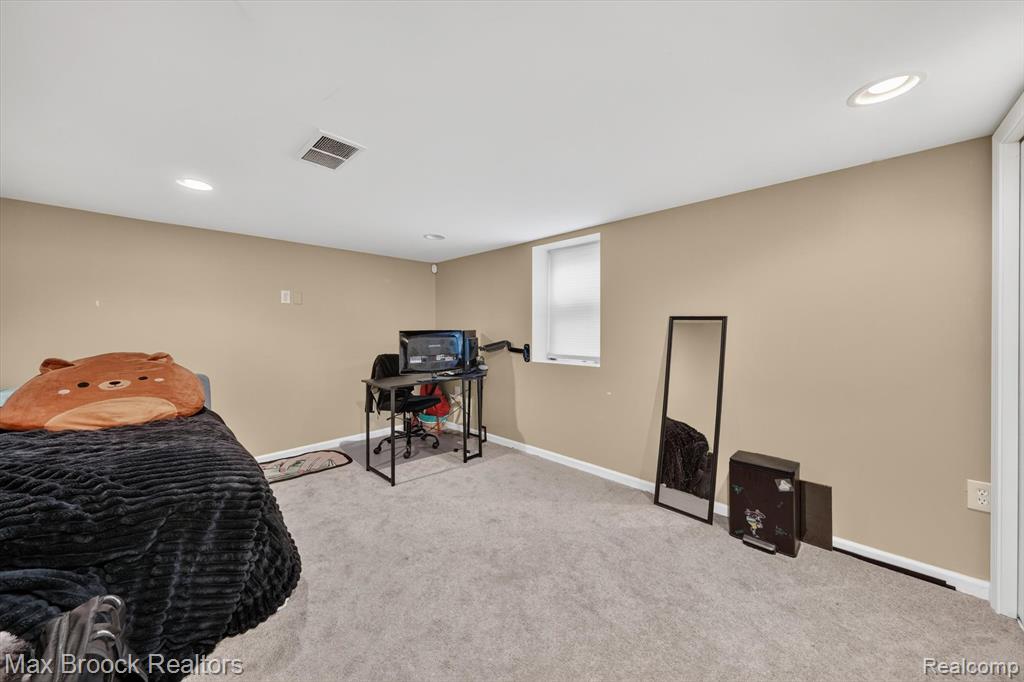 1124 E Windemere Avenue Property Photo 34