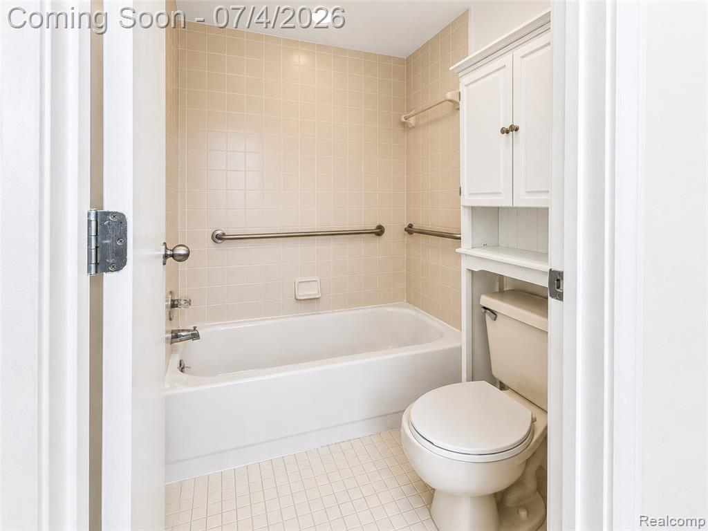 754 Ashley Circle Property Photo 28