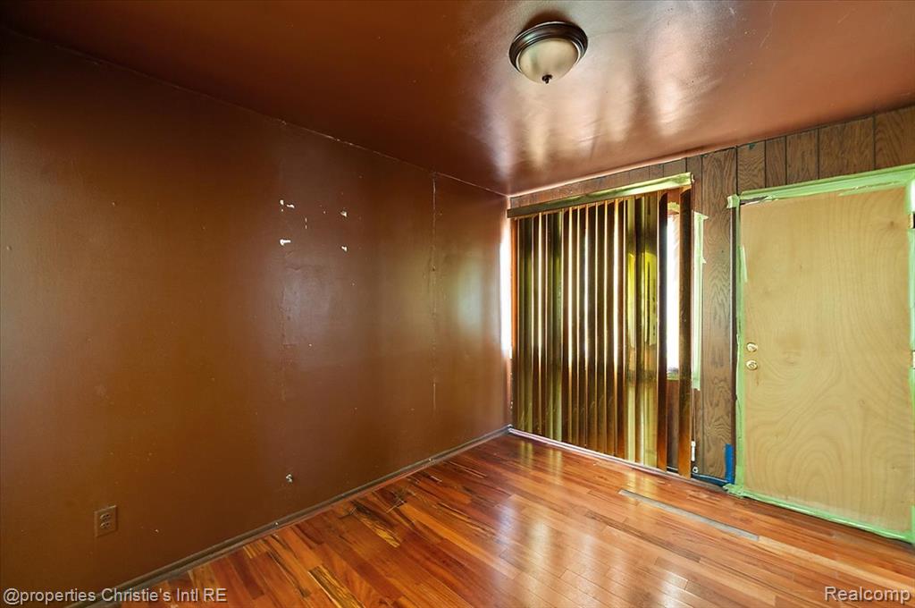 20127 Birwood Street Property Photo 19