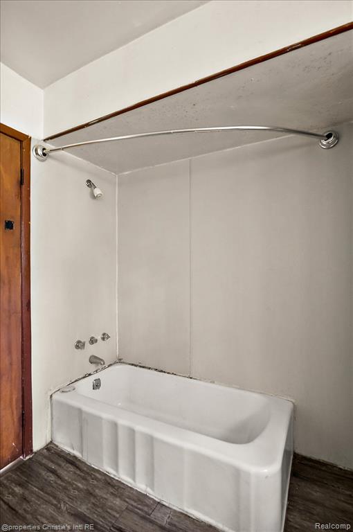 20127 Birwood Street Property Photo 27
