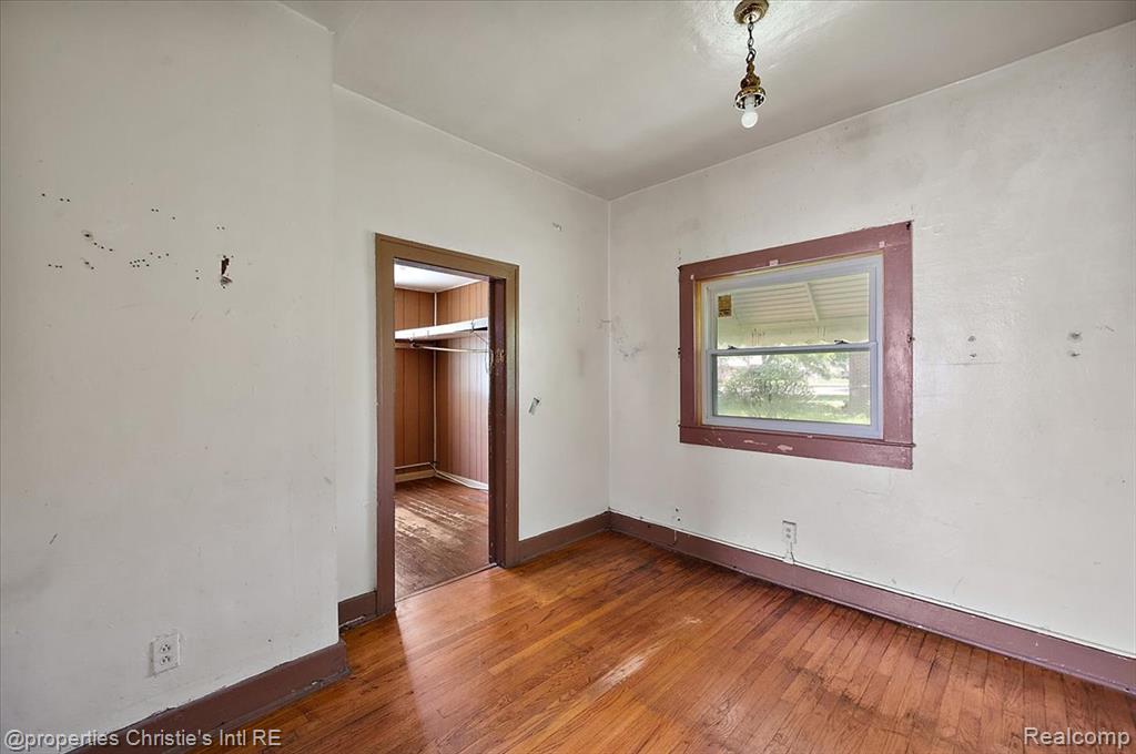 20127 Birwood Street Property Photo 30