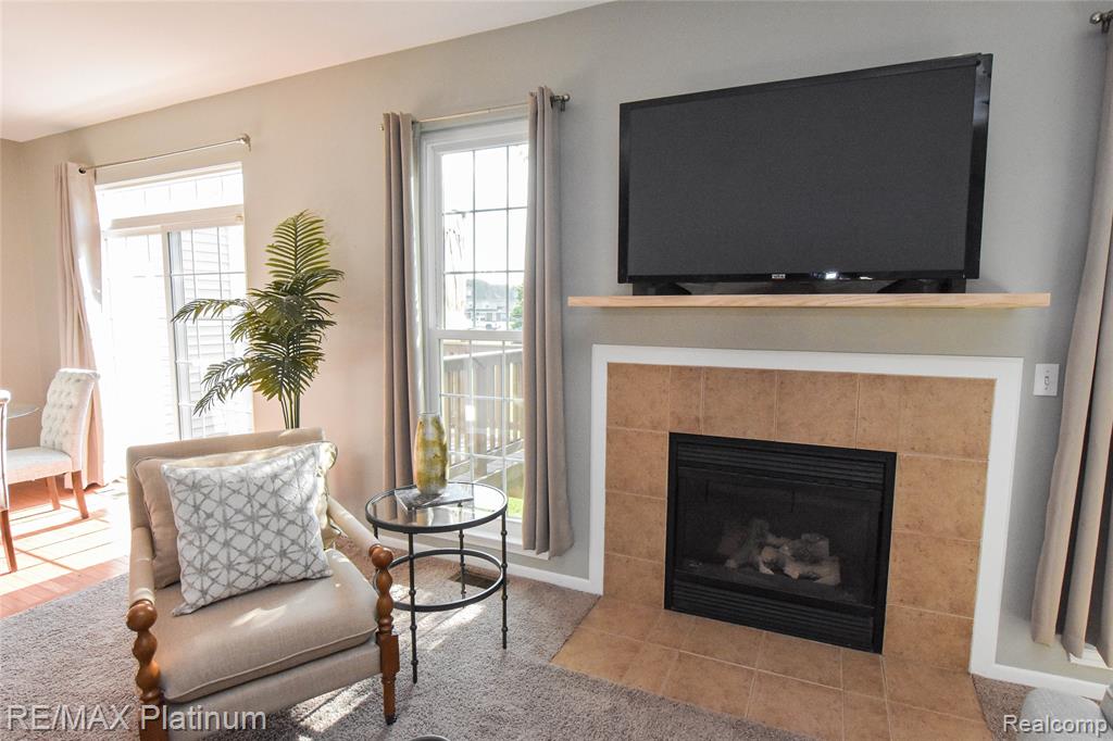 1661 Sanctuary Circle Property Photo 6