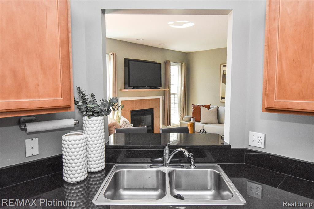 1661 Sanctuary Circle Property Photo 15