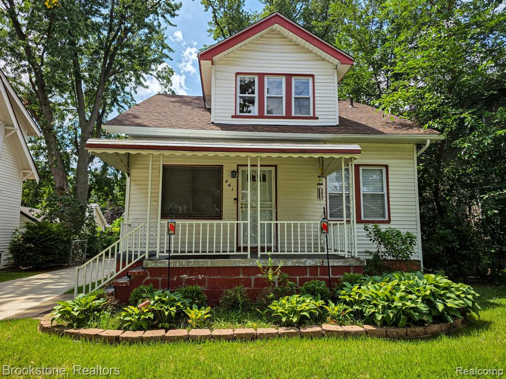441 W Troy Street