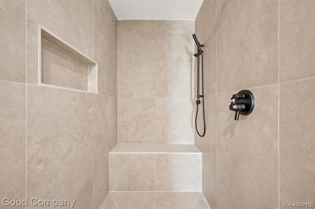 110 Austin Avenue Property Photo 27