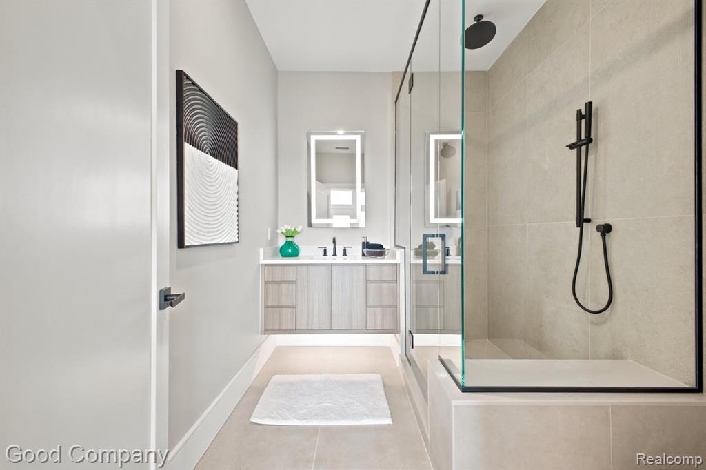 110 Austin Avenue Property Photo 29