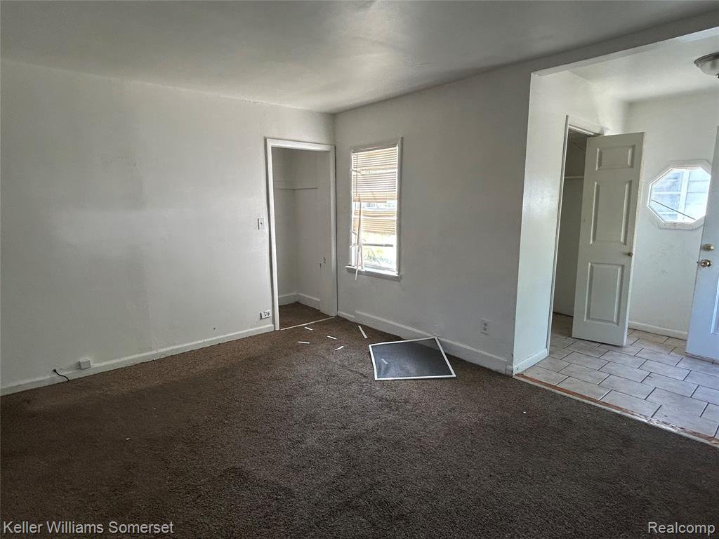 23076 Melrose Avenue Property Photo 14