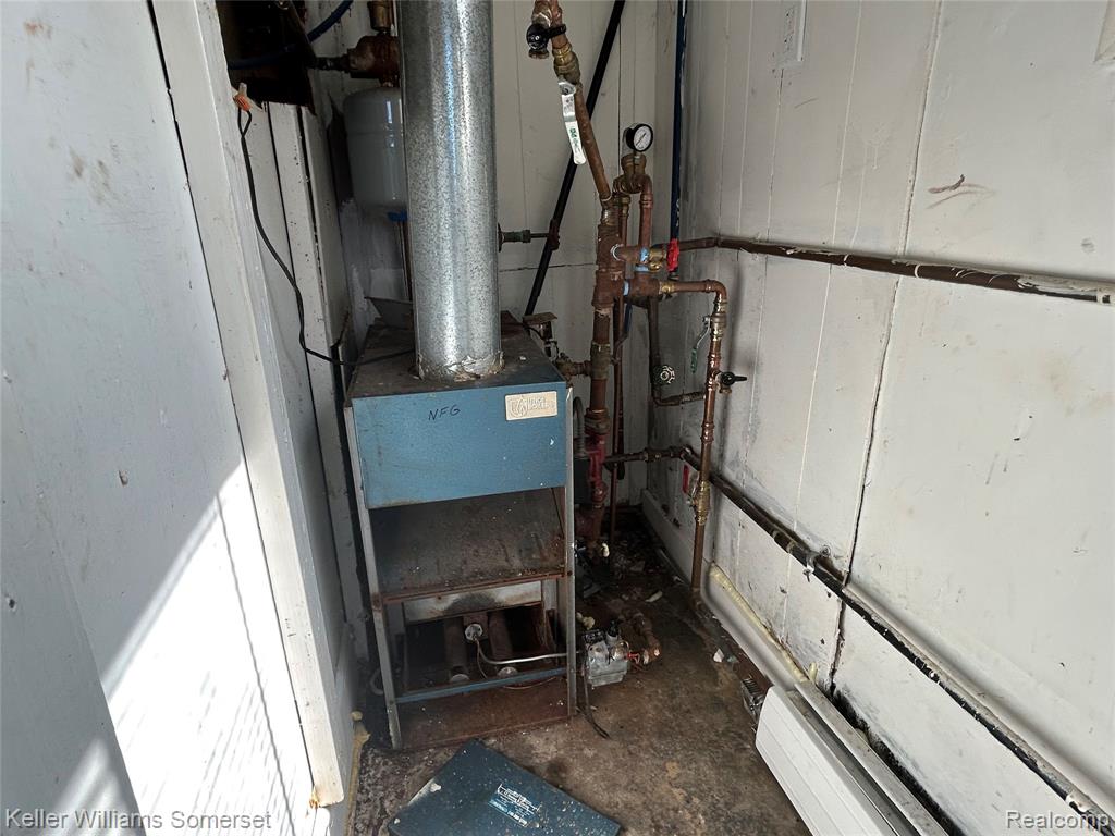 23076 Melrose Avenue Property Photo 20