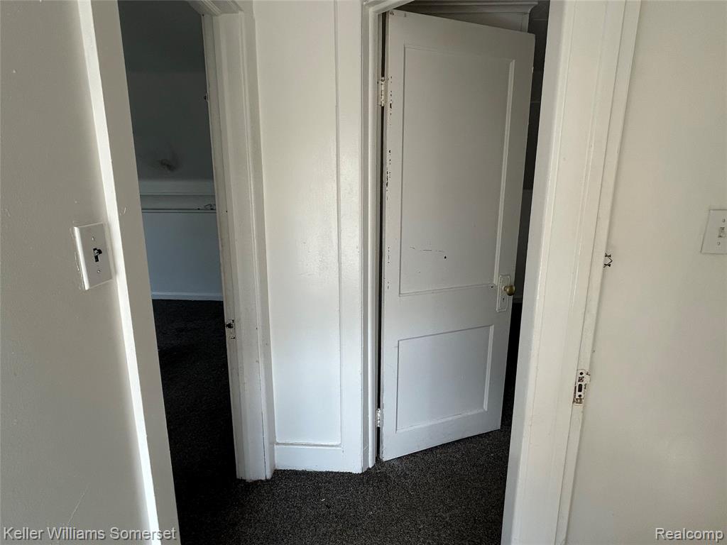 23076 Melrose Avenue Property Photo 23