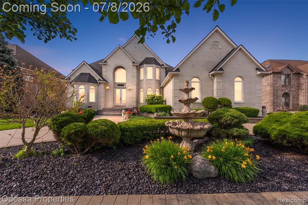 12984 Azure Drive Property Photo 4