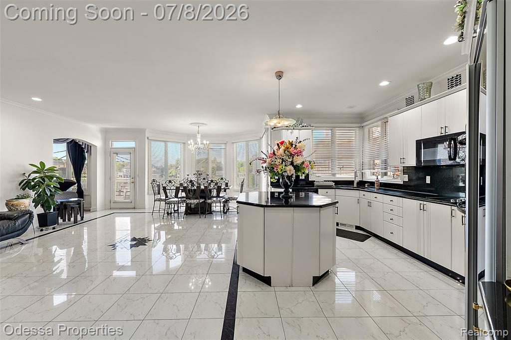 12984 Azure Drive Property Photo 19