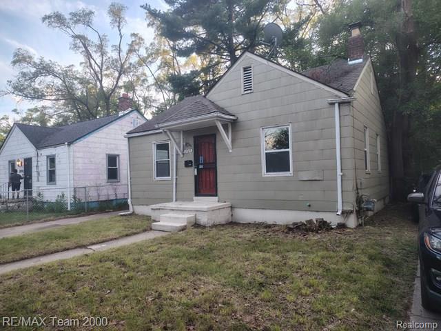 19749 Glastonbury Road Property Photo 2