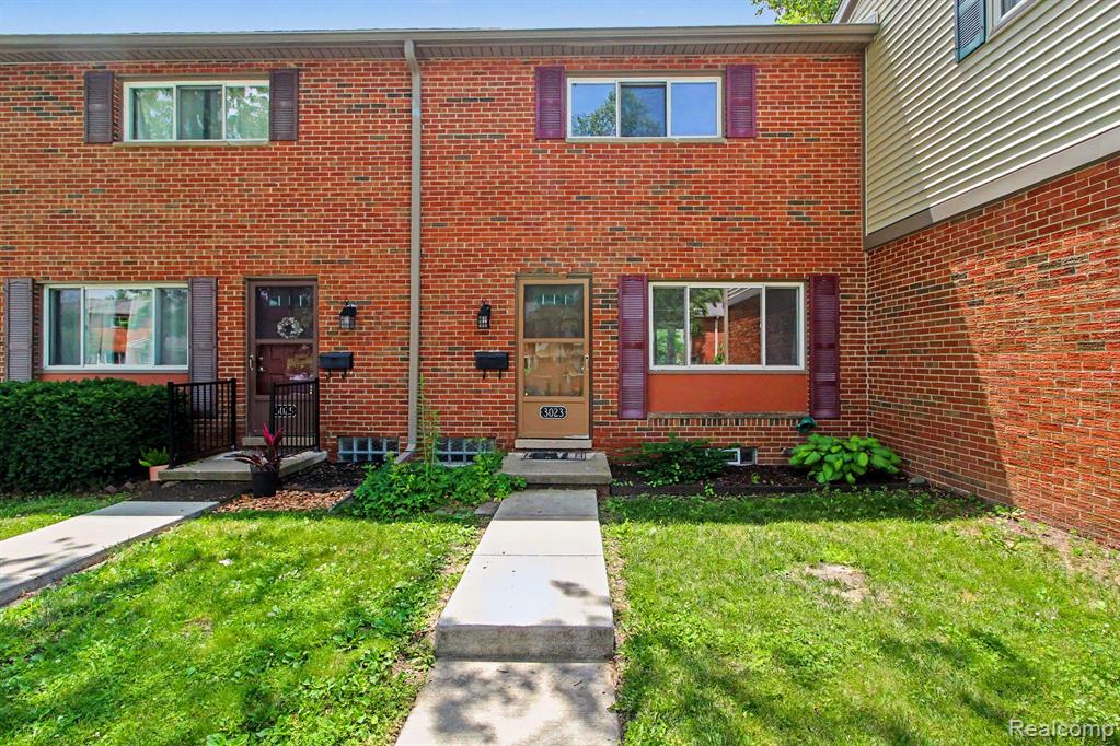 3023 Wolverine Drive Property Photo 2