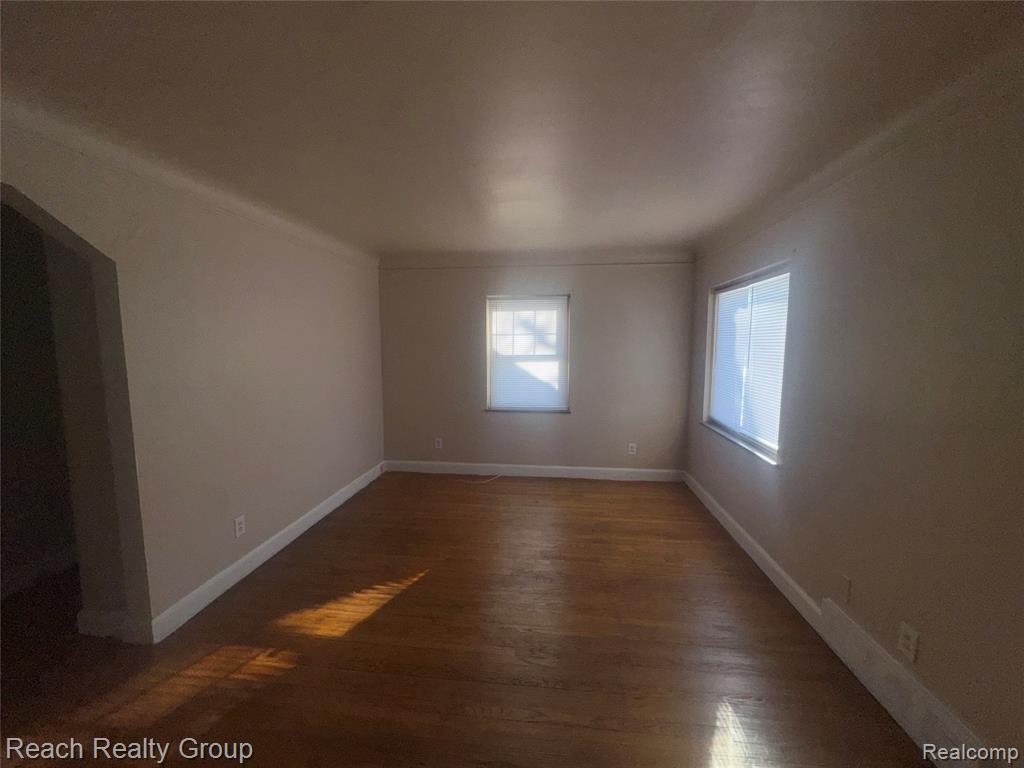 5546 Lodewyck Street Property Photo 3