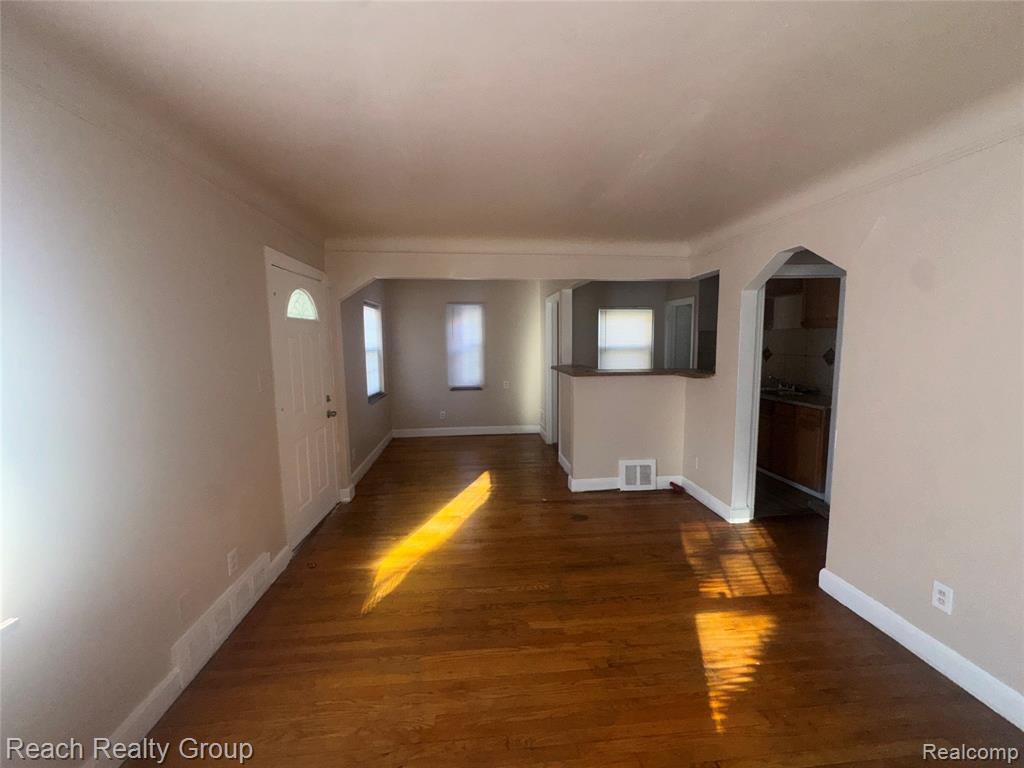 5546 Lodewyck Street Property Photo 4