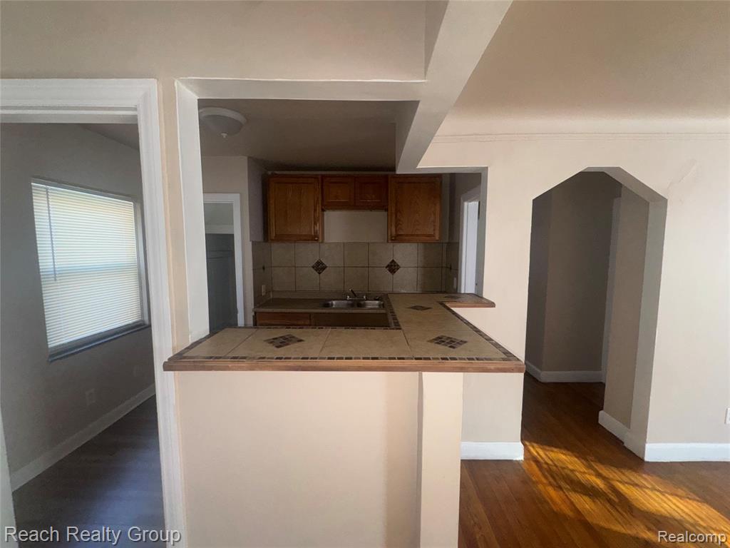 5546 Lodewyck Street Property Photo 6