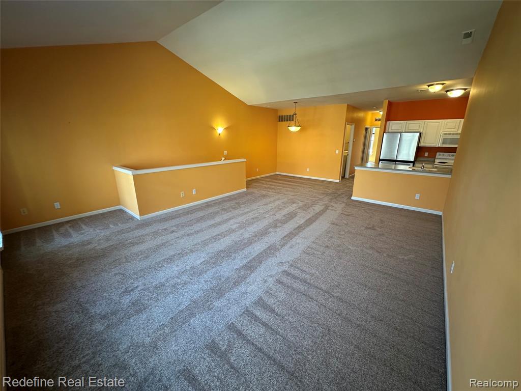 1155 Alameda Boulevard Property Photo 3
