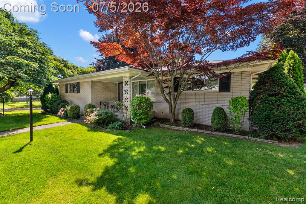 17048 Harbor Hill Drive Property Photo 1