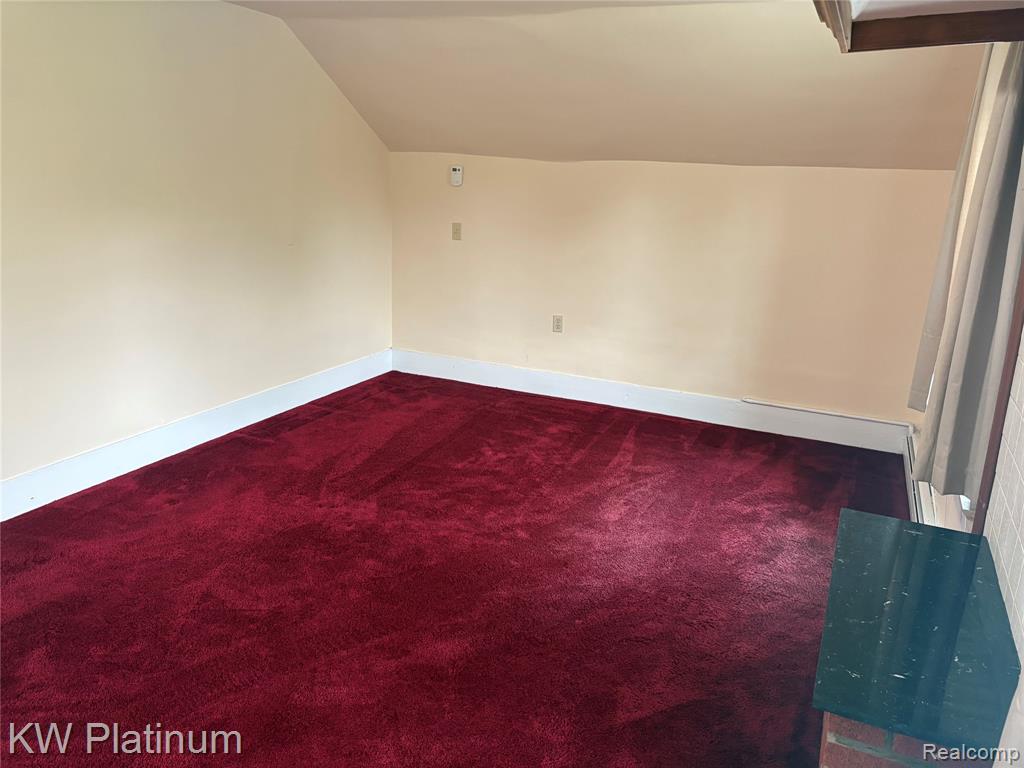 7280 North Road Property Photo 13