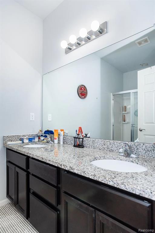 29509 Woodpark Circle Property Photo 12
