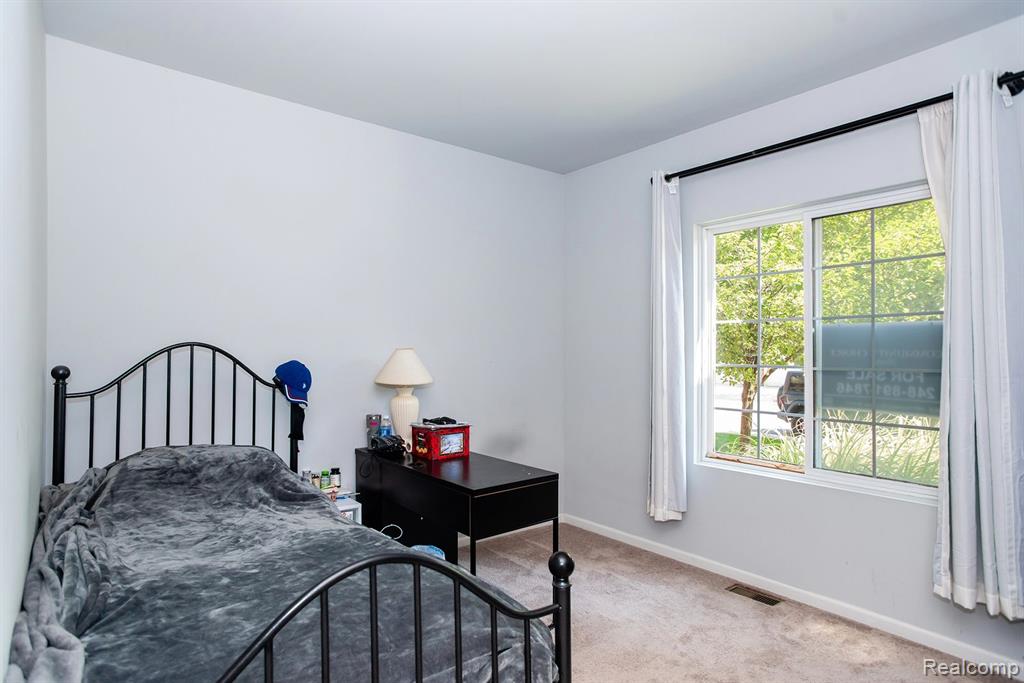 29509 Woodpark Circle Property Photo 16