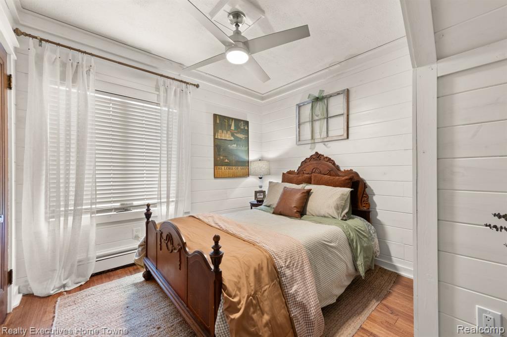 8308 Lakeshore Property Photo 36