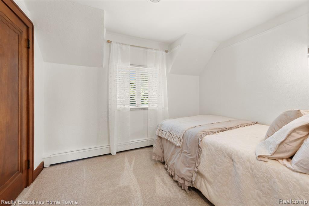 8308 Lakeshore Property Photo 54