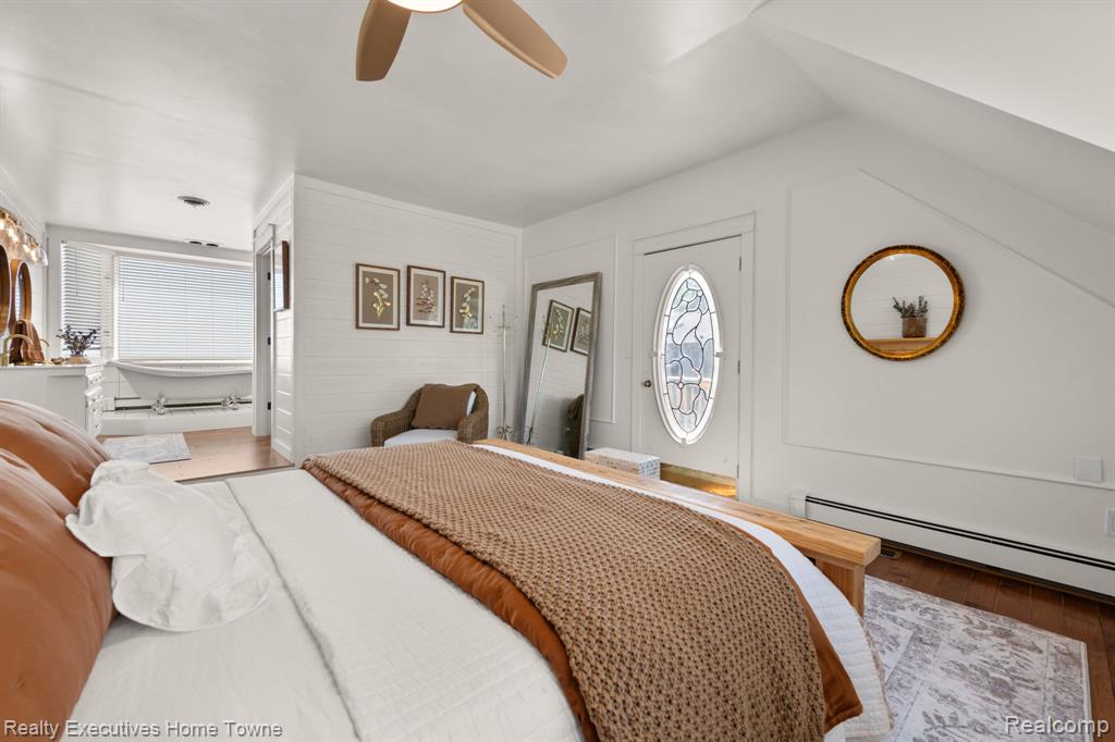 8308 Lakeshore Property Photo 66