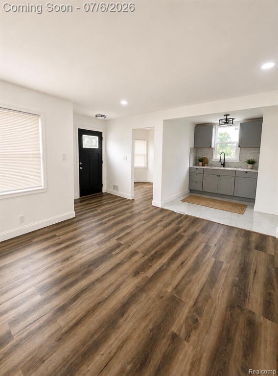 12740 August Street Property Photo 2