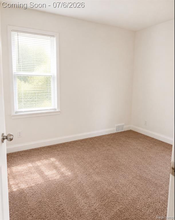 12740 August Street Property Photo 8