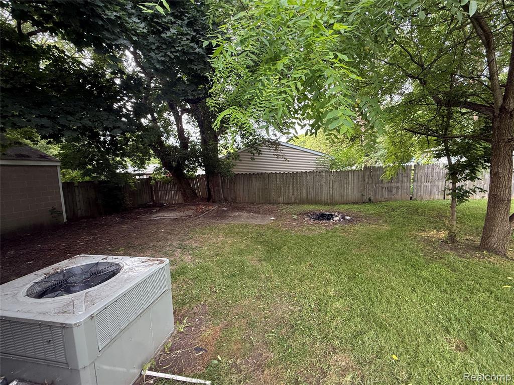 2194 E Bristol Road Property Photo 13
