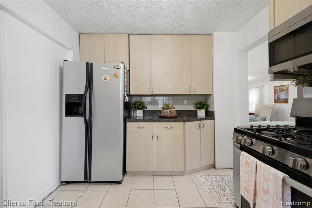 15182 Cooper Street Property Photo 19