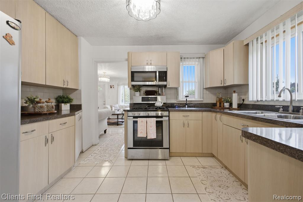 15182 Cooper Street Property Photo 21