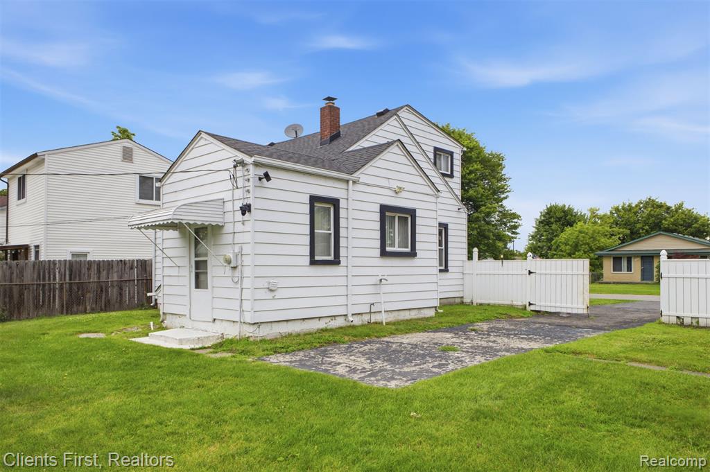 15182 Cooper Street Property Photo 38