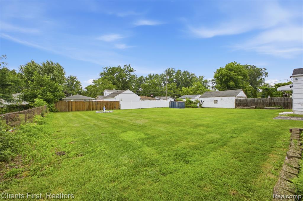 15182 Cooper Street Property Photo 41