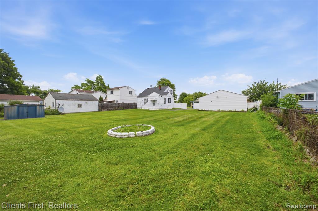 15182 Cooper Street Property Photo 42
