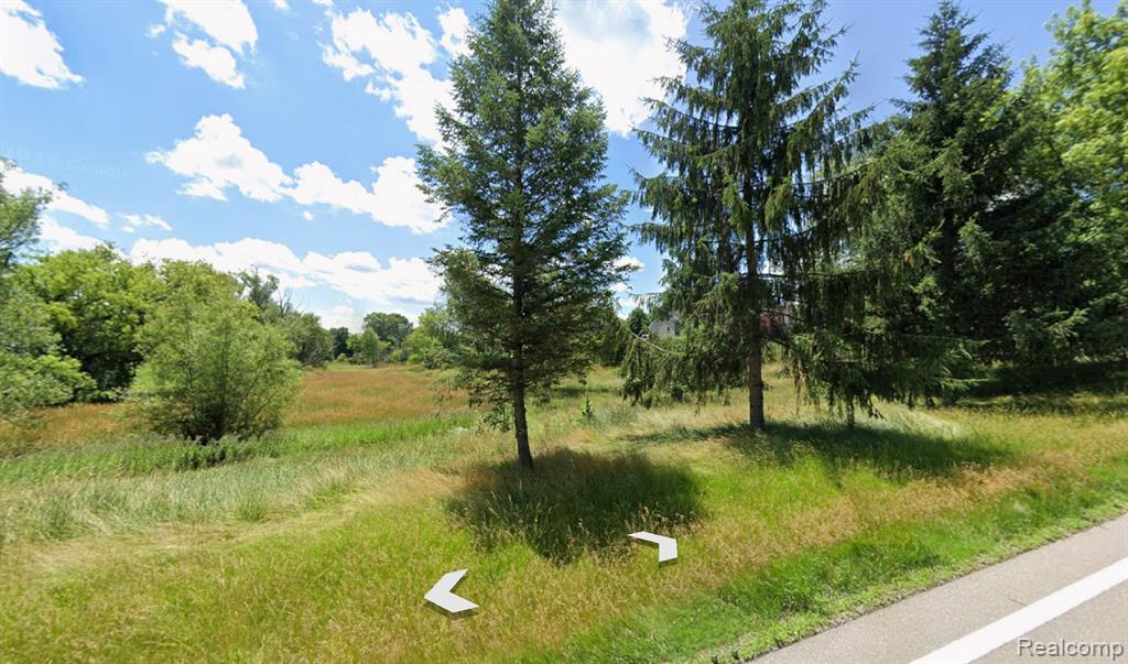 4175 Gregory Road Property Photo 3