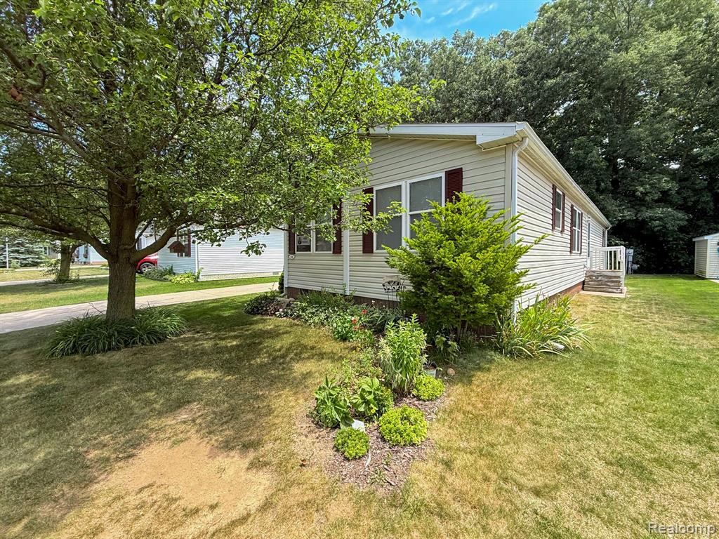 416 Raisin River Drive Property Photo 27