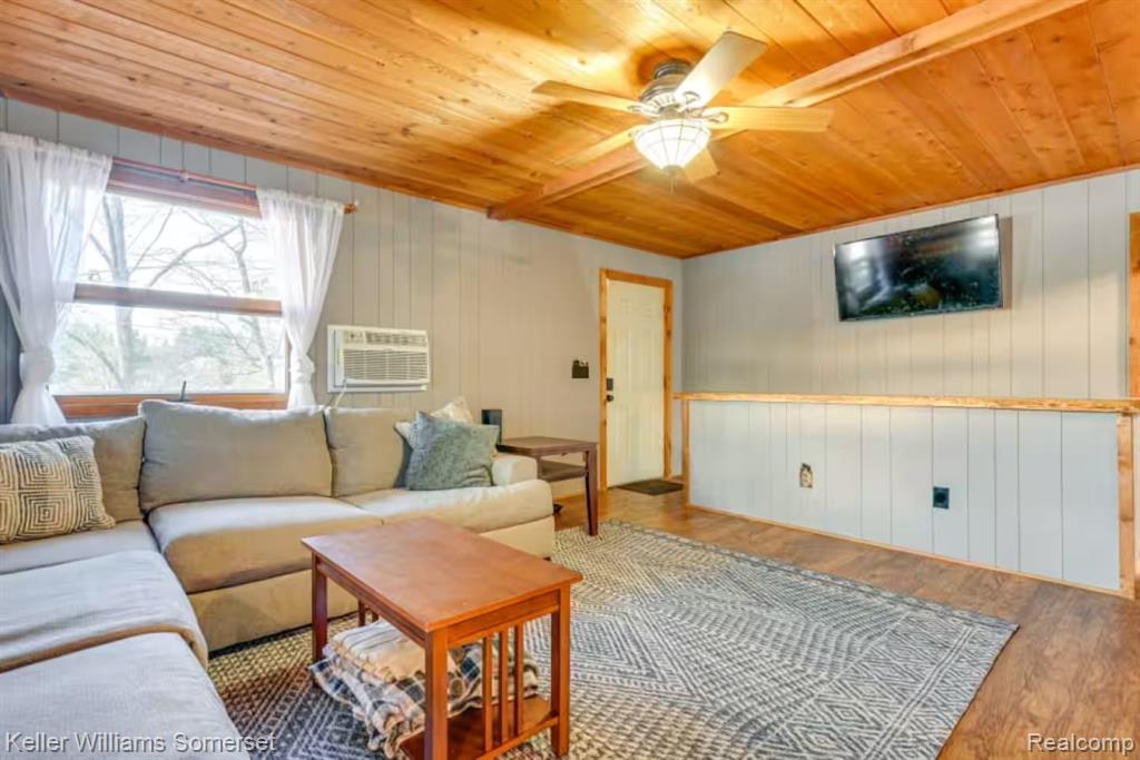 6301 Rock Road Property Photo 4