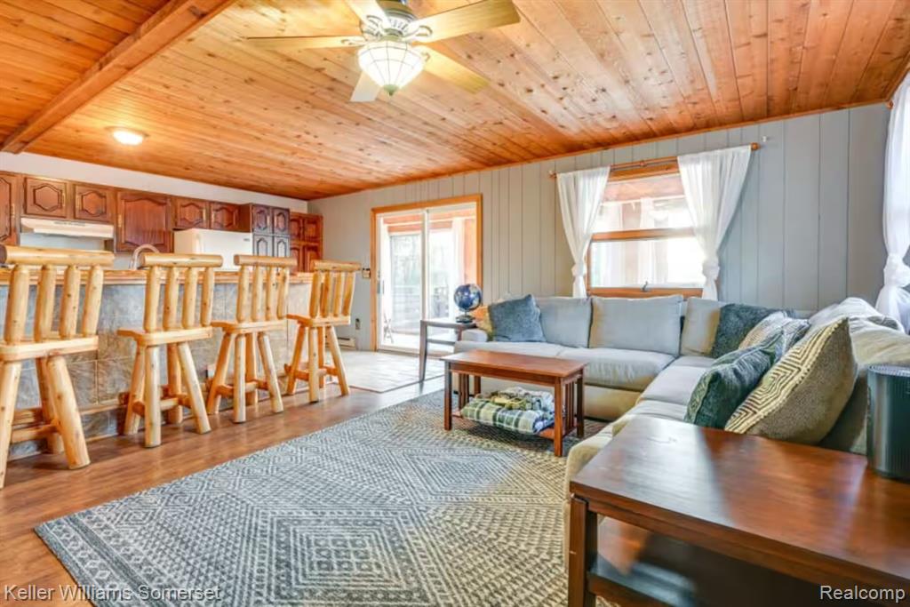6301 Rock Road Property Photo 5